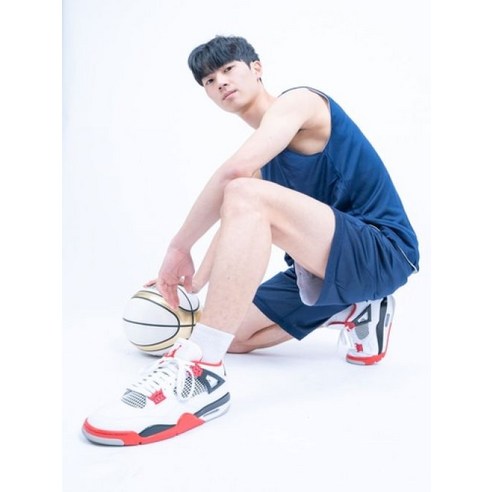 양면으로 활용할 수 있는 빅사이즈 농구복