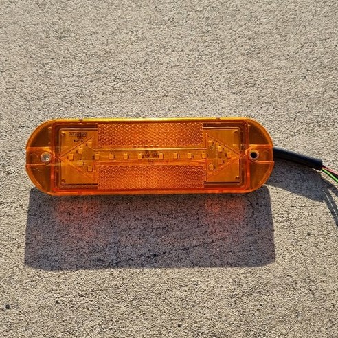 화물차 LED 24V 화살표 표시등 프리볼트 화물차 옆면등 사이드램프 차폭등 방향지시등 반사기