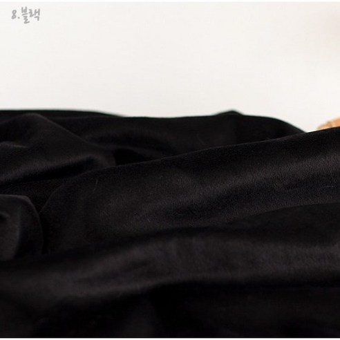 1마(90cm*160cm) 대폭 극세사 2mm 부드러운 털원단 융 인형만들기 강아지옷만들기 인테리어 소품 쿠션만들기 스퀴시 조이 26컬러, 블랙, 1개