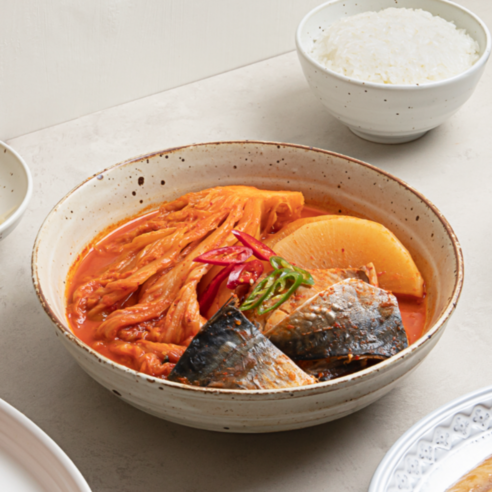 맛있고 영양가 풍부한 순살 안동 간고등어 자반으로 건강하고 맛있는 식사를 즐기세요.