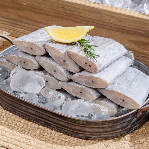 살이 꽉찬 대서양 왕갈치 갈치100% 냉동갈치 빅사이즈 내장제거 손질갈치 대용량 (60그램*30토막), 30개, 60g 살이 꽉찬 대서양 왕갈치 갈치100% 냉동갈치 빅사이즈 내장제거 손질갈치 대용량 (60그램*30토막), 30개, 60g