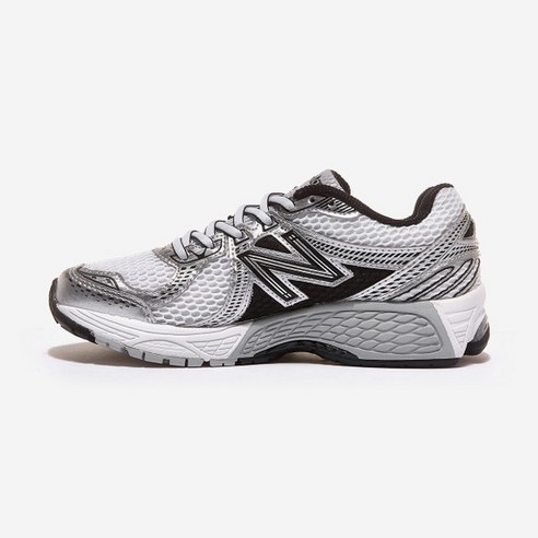 발 편한 데일리 운동화, 뉴발란스 860v2로 편안한 일상을!
