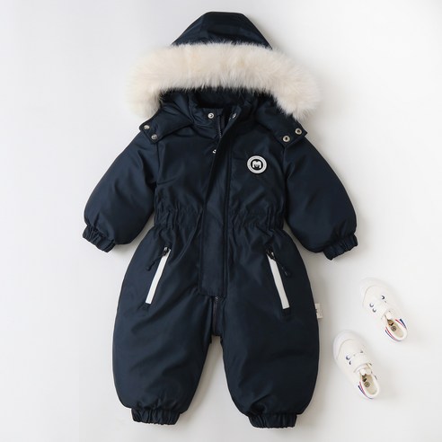편안한 착용감과 따뜻한 방한복을 제공하는 유아동 스즈키 스키복세트
