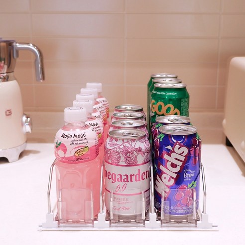 자동 정리 기능을 갖춘 리빙블러썸 캔음료 디스펜서 키친핏