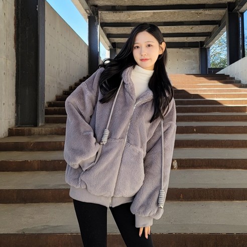 따뜻하고 편안한 디센도 여자 밍크 후리스 오버핏 여성 퍼 후드집업