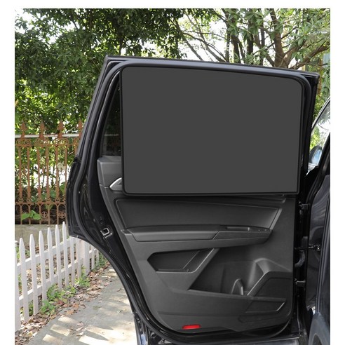 차량 내부를 햇빛과 눈부심으로부터 보호하고 프라이버시를 확보하는 헤인느 차량용 자석 암막커튼