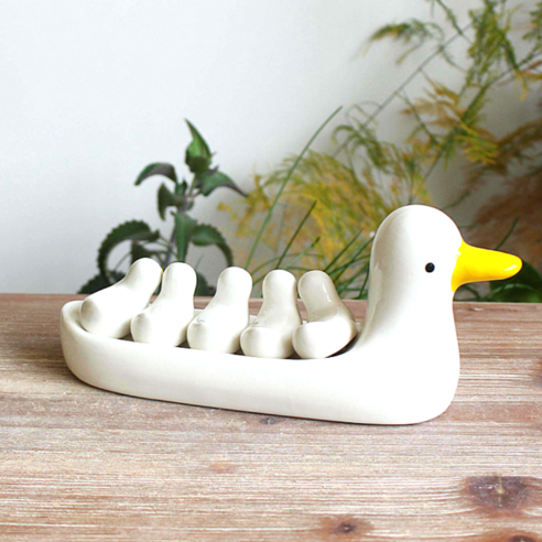 품격있는 식탁, 사랑스러운 오리 가족과 함께