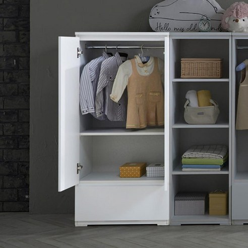 아이의 꿈을 담는 공간, 이케아 부숭에 화이트 옷장으로 완성하는 사랑스러운 키즈룸 이케아아기옷장