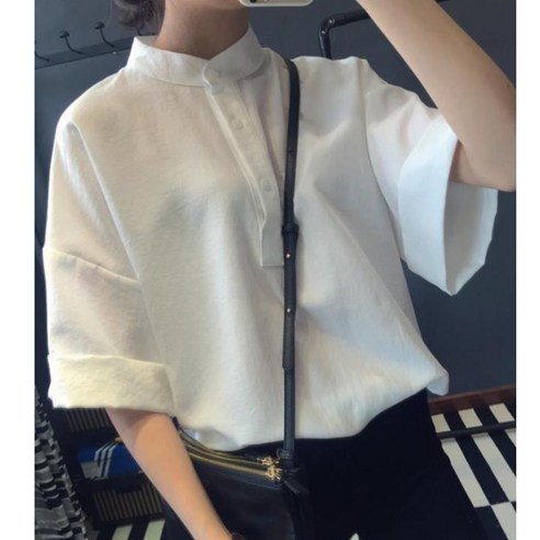 KORELAN 실사 패션 심플하다 헐렁하다 날씬하다 빈티지 칼라 순색 흰 셔츠