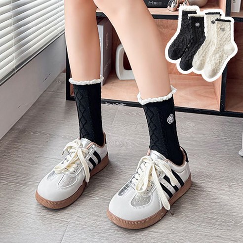 당신의 발끝에 피어나는 아름다움, 까멜리아 자수 장목 양말 세트