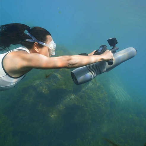 물 속 세상, 더 자유롭게! 웨딕스 수중 스쿠터로 잊지 못할 수중 경험을!