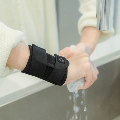 손목의 자유와 편안함을 되찾아주는 에이더 손목 보호대 T4