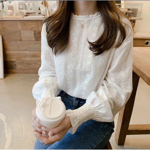 부자톤 [당일출고] 여성 퍼프소매 흰색 블라우스 1010