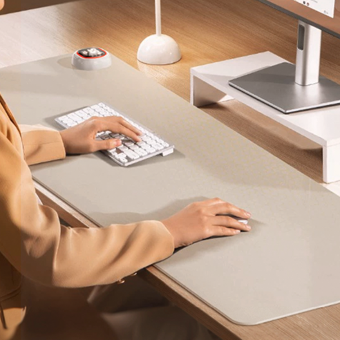 겨울철 온기를 선사하는 필수 아이템: HULULU 3단 온열조절 데스크 매트