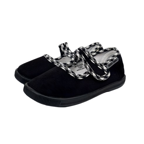 아이 발 건강과 스타일을 책임지는 사랑스러운 플랫슈즈