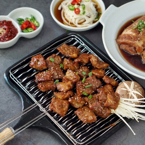 프리미엄급 양념 돼지 갈비를 집에서 간편하게 즐기세요