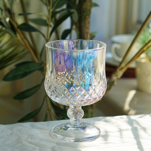 특별한 디자인으로 주목받는 고품질 고블렛 와인잔 세트