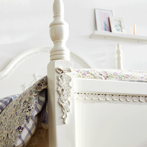 아름다움과 편안함이 어우러진 침대