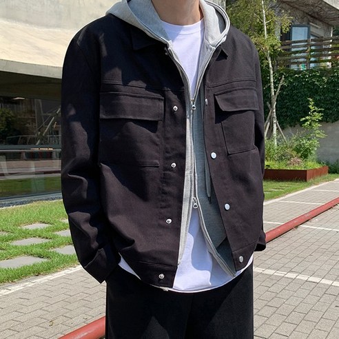 안정적인 평가와 스타일리시한 오버핏 디자인