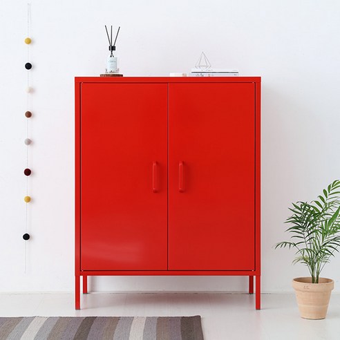 모던한 디자인의 철제수납장