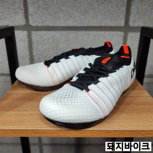 질주 본능을 깨우는 궁극의 선택, DMT KRSL 니트 클릿슈즈 dmt클릿슈즈