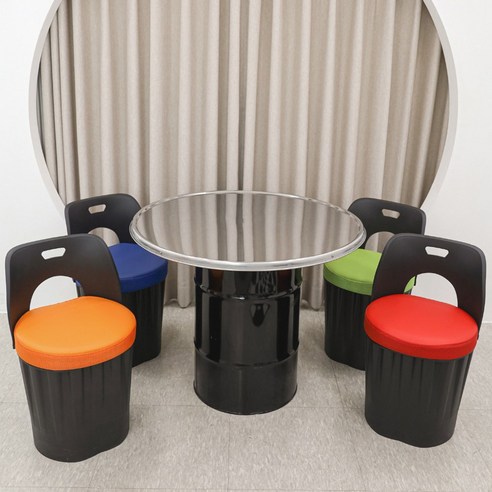 혼술도 분위기 있게! 집에서 즐기는 포차 감성, 깡통 테이블