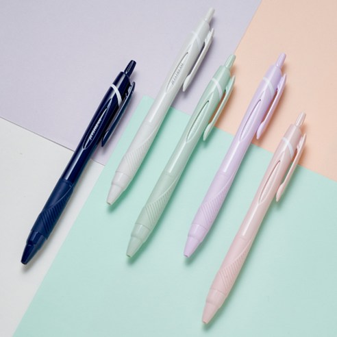 쓰기에 최적화된 필기구로, 0.38mm의 굵기와 탁월한 성능을 자랑합니다.