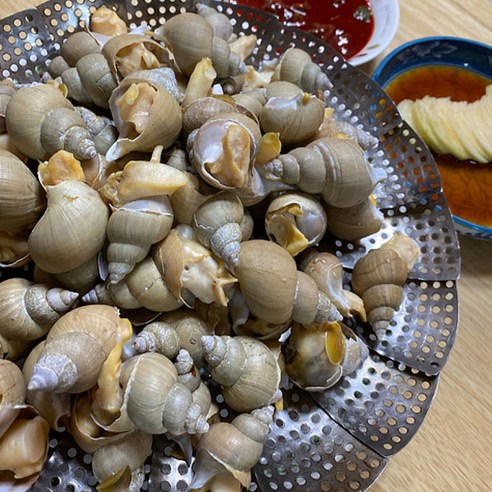 동해안의 맛과 영양을 담은 자숙 백골뱅이