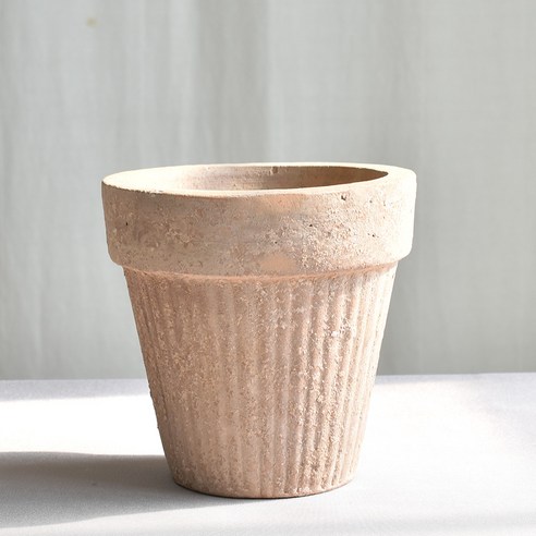 시간의 흔적을 담은 예술, 베트남 토분으로 완성하는 감성적인 공간