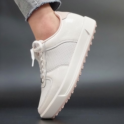 국산 여자 소가죽 스파이크리스 골프화 스니커즈 (화이트 핑크) 스크린 연습 겸용