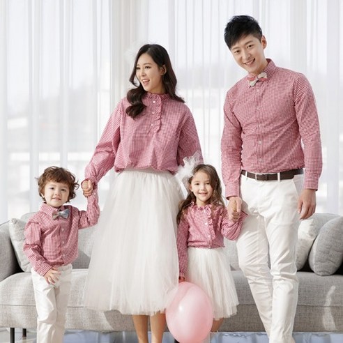 온 가족의 스타일을 완성하는 마법, 바론체크 셔츠 패밀리룩 가족티