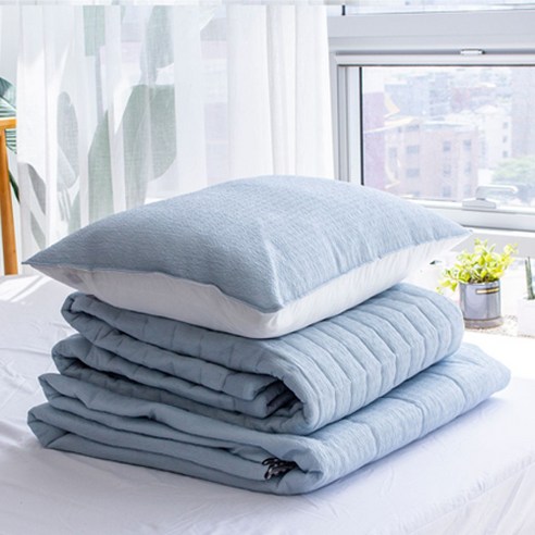 알러지 친화적인 여름 수면을 위한 편안한 침구 세트