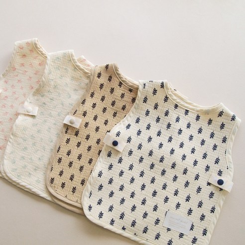 무무앤두두 조끼 턱받이로 이유식 전쟁 끝!