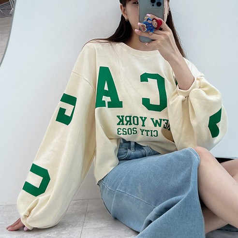 시티레터링크롭맨투맨 빅사이즈 오버핏 라운드티 긴팔티 나염티 레터링 여성용 크롭티 루즈핏