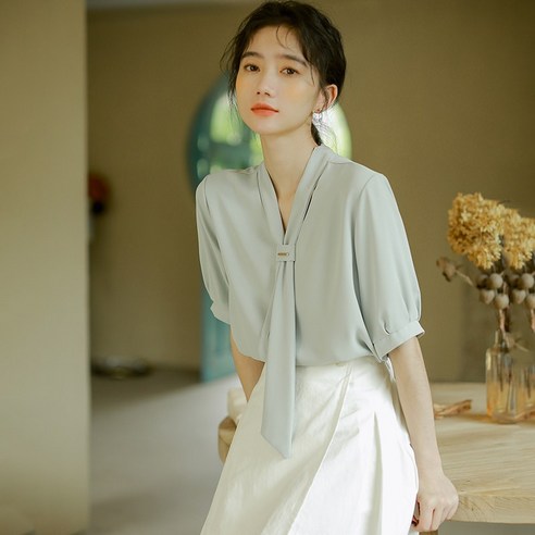 SU 레트로 소금 타이 셔츠 여성 기질 짧은 소매 디자인 감각 틈새 인치 셔츠 슬리밍 모든 경기 새로운