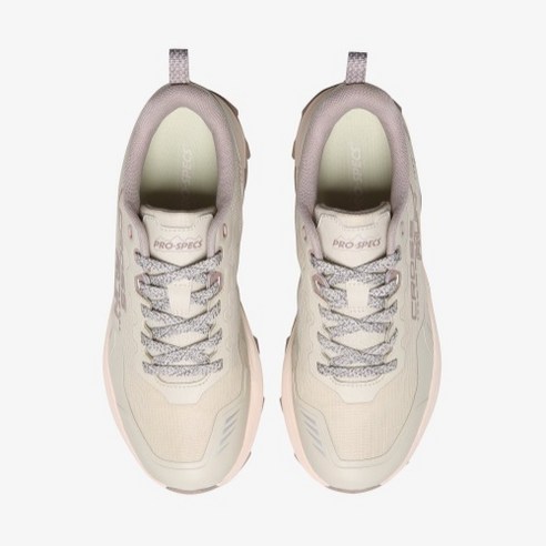 접지력과 편안함으로 완성하는 프로스펙스 국가대표 트레일 러닝화