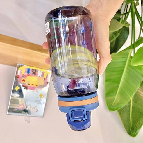심플하고 순수한 색의 플라스틱 컵 휴대용 손잡이 Tritan 벨트 잠금 덮개 눈금 물컵 작은 플라스틱 컵, {"색깔":"푸른"}, 350ml