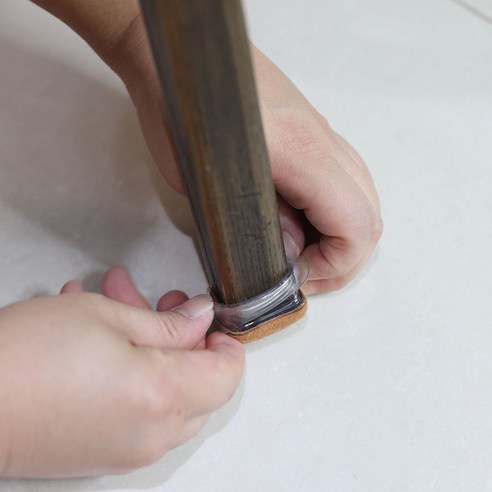 집안에서 편안함과 세련됨을 위한 더 도톰해진 뚠뚠 도토리 체어슈즈