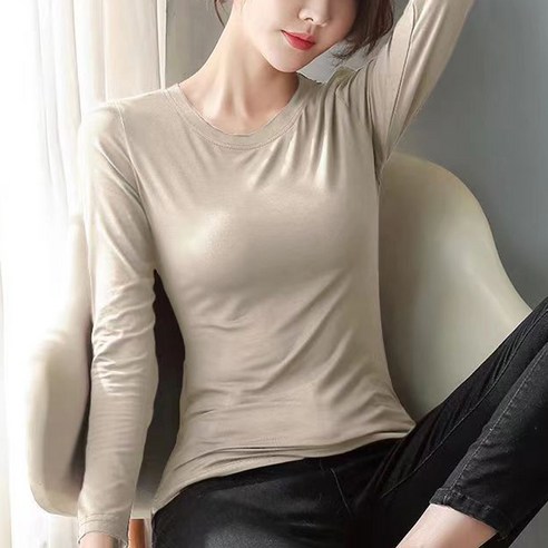 1+1 특가로 만나는 슬림핏 모달 티셔츠