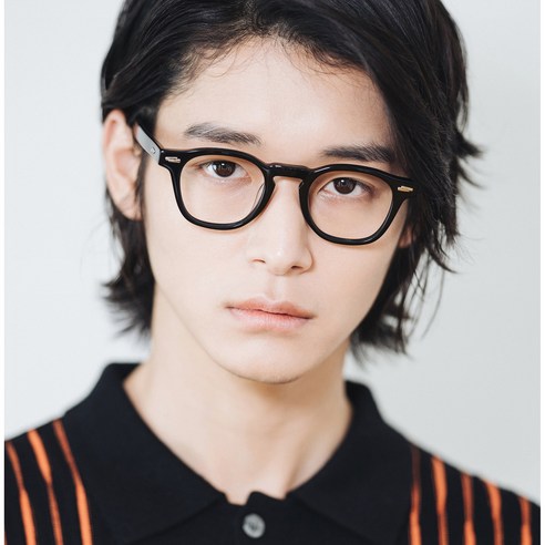 시대를 초월하는 지성, 애쉬크로프트 긴즈버그 2025 버전 블랙 뿔테안경 애쉬크로프트긴즈버그