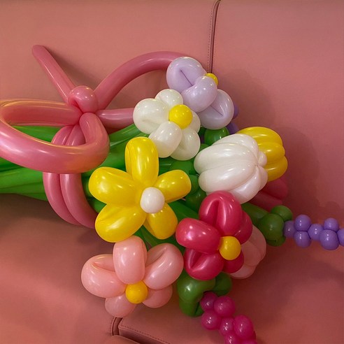 마법 같은 요술풍선 꽃다발로 특별한 이벤트를 장식하세요