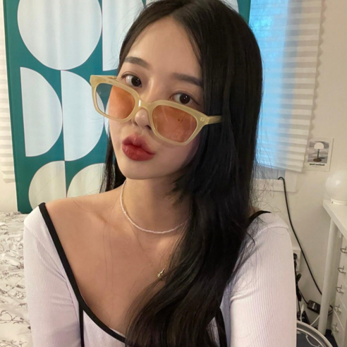 하리몽드 남여공용 트렌디 베이직 뿔테 틴트 스퀘어 선글라스
