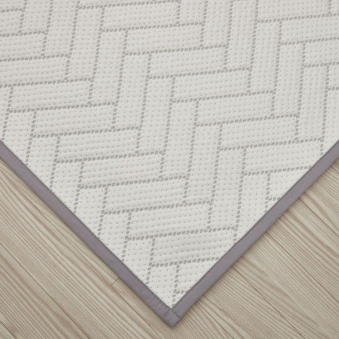 시원함과 스타일을 모두 갖춘 여름철 필수템