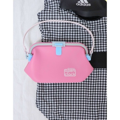 젖은 수영복, 꿉꿉함은 이제 안녕! 오픈클락 수영장 가방으로 상쾌하게!