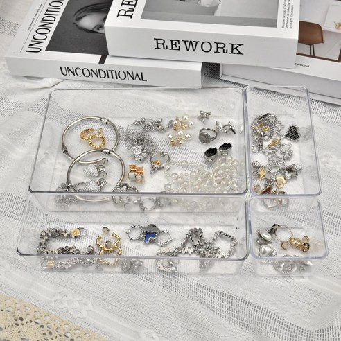 다목적 아크릴 정리함으로 가정 정리 쉽고 효율적으로