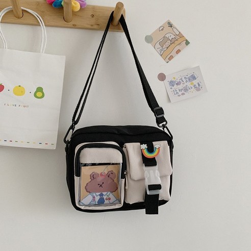 스타일과 실용성을 모두 갖춘 완벽한 데일리백