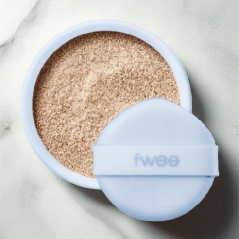 퓌 쿠션 글래스 내추럴 리필: 투명한 광채로 완성하는 결점 없는 피부 퓌쿠션리필