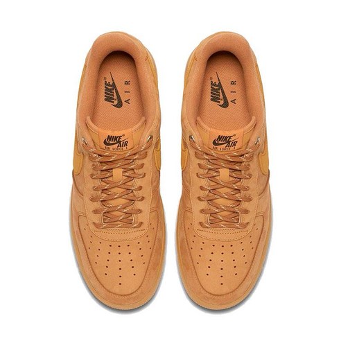 당신의 스타일을 완성할 데일리 슈즈, 나이키 에어포스 1 된장포스