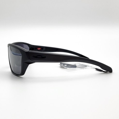 물 위를 가르는 시선, 오클리 스플릿샷