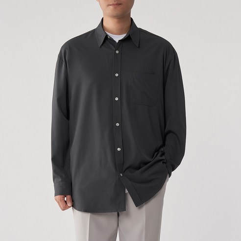 스타일리쉬하고 편안한 팀스핏 오버핏 구김방지 남성용 셔츠